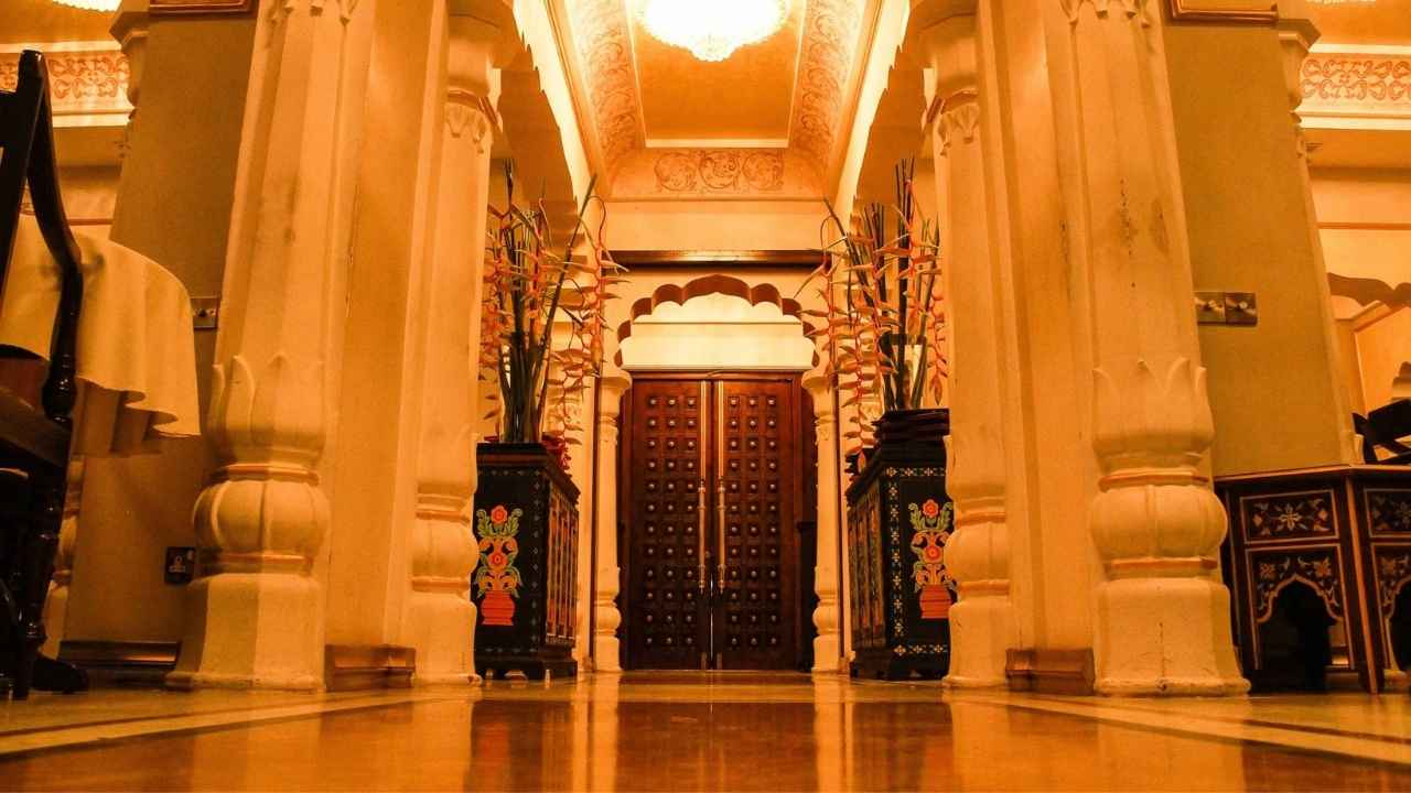 Maharaja Palace banner